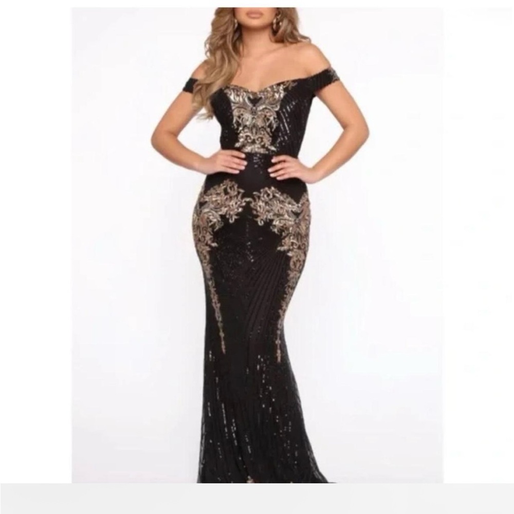 Elegant Black and Gold Off-Shoulder Dress